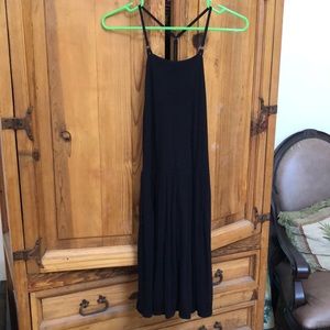 Forever 21 black Racer back O ring dress sz: L
